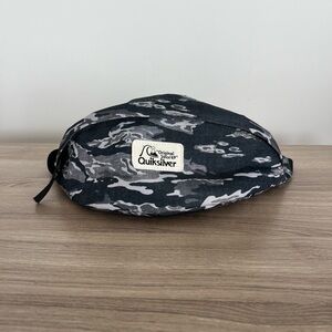 Quiksilver Men’s Camo Fanny Pack Belt Bag NWOT